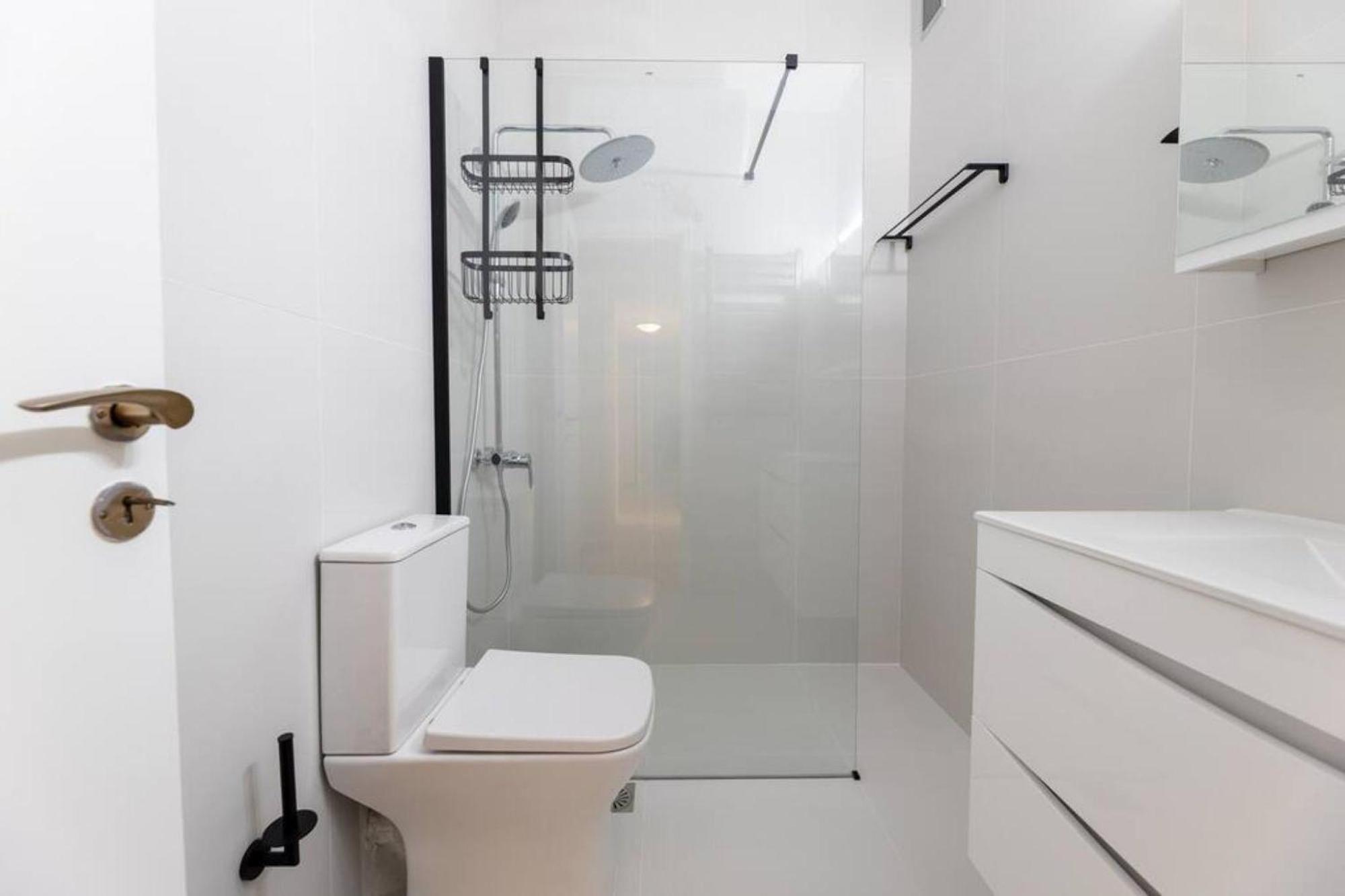 Amfitritis Family Lux Apartment At Palaio Faliro 아테네 외부 사진
