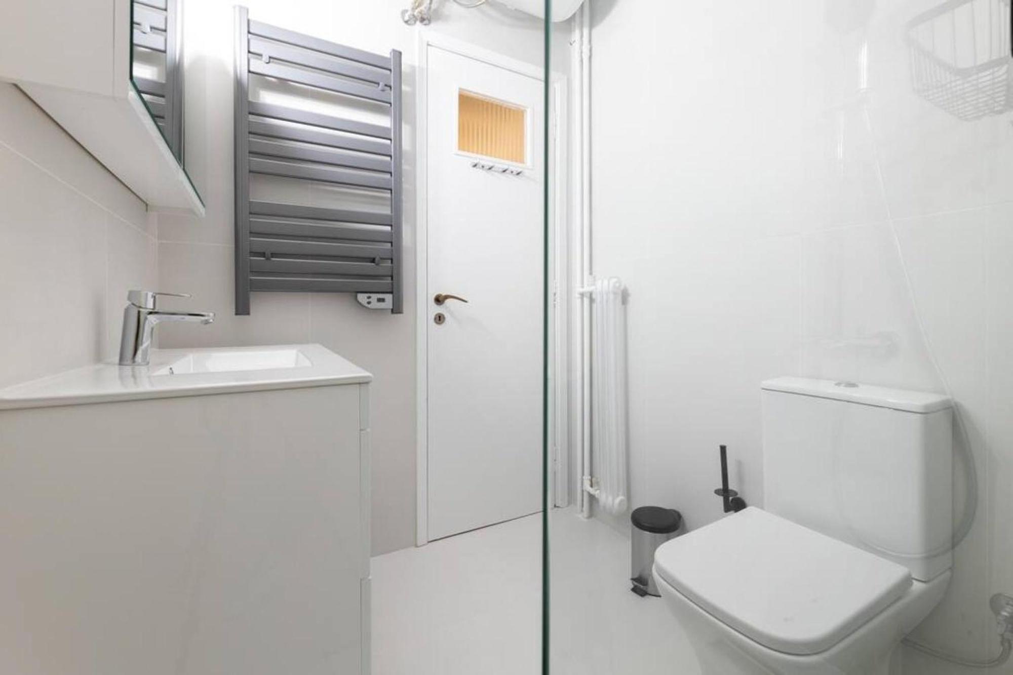 Amfitritis Family Lux Apartment At Palaio Faliro 아테네 외부 사진