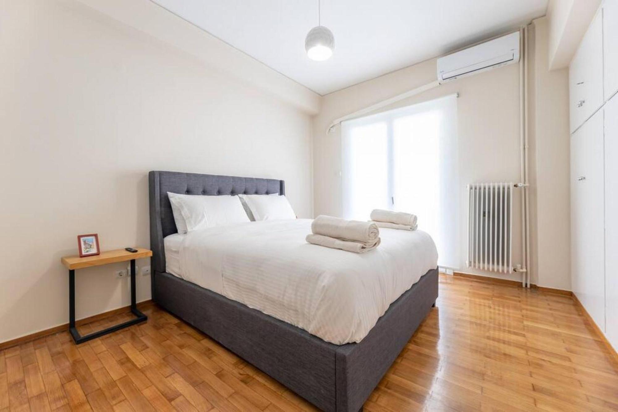 Amfitritis Family Lux Apartment At Palaio Faliro 아테네 외부 사진