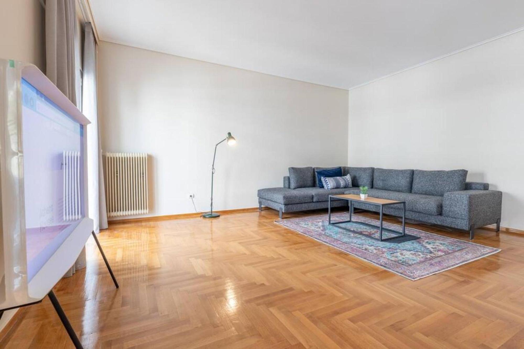 Amfitritis Family Lux Apartment At Palaio Faliro 아테네 외부 사진