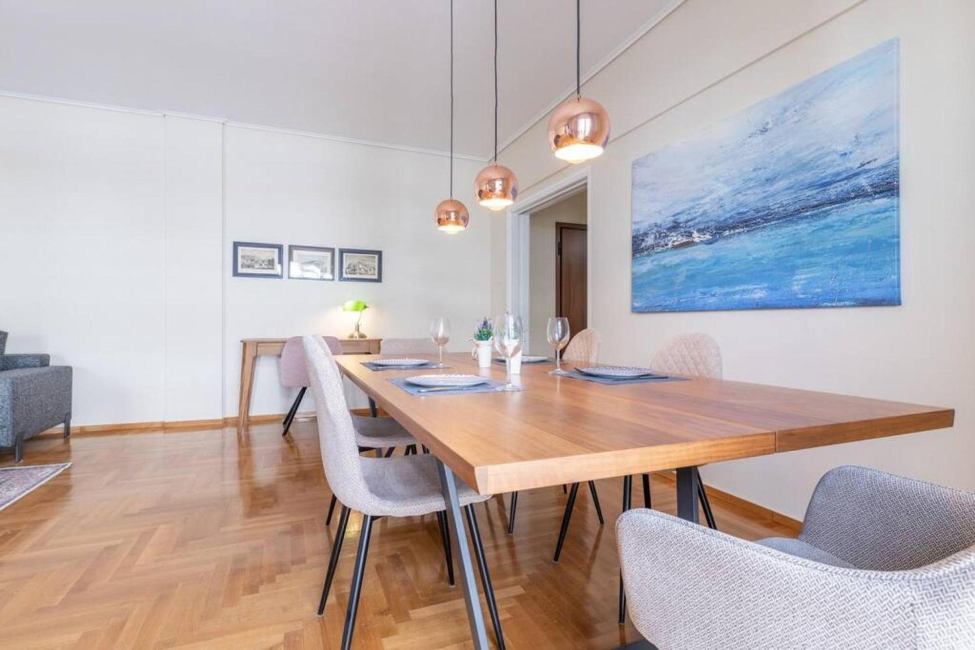 Amfitritis Family Lux Apartment At Palaio Faliro 아테네 외부 사진