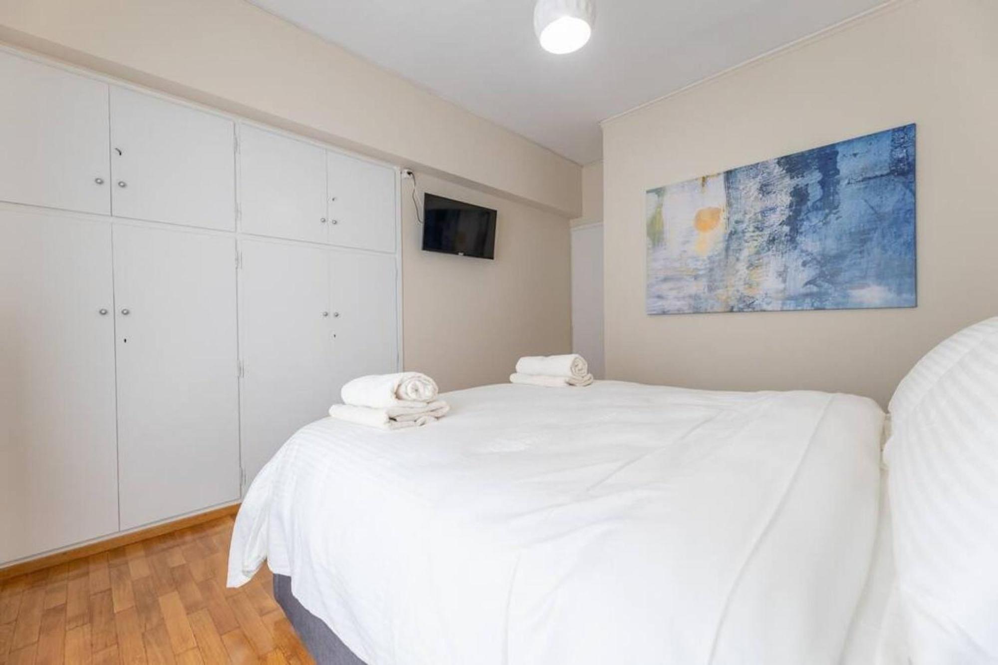 Amfitritis Family Lux Apartment At Palaio Faliro 아테네 외부 사진