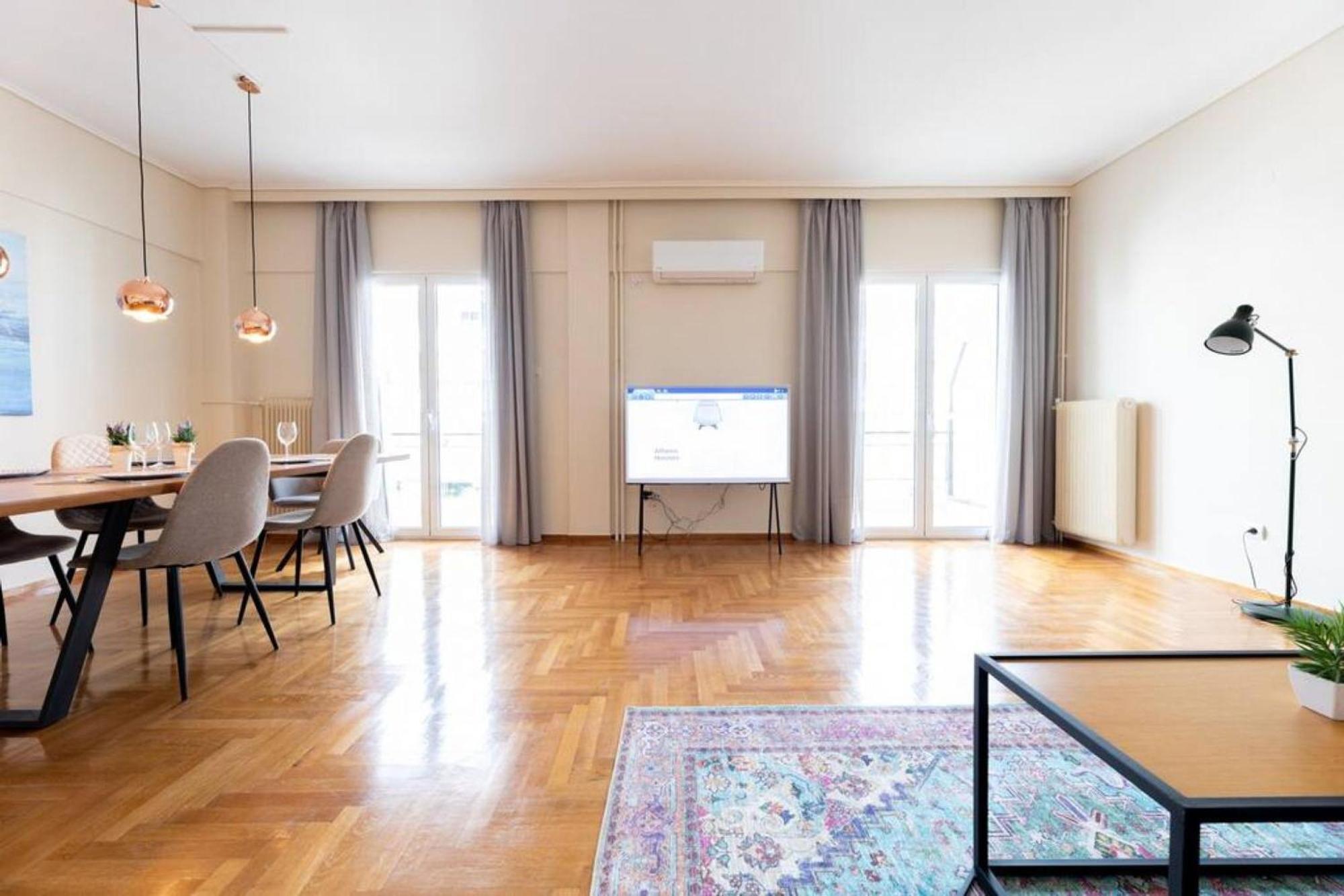 Amfitritis Family Lux Apartment At Palaio Faliro 아테네 외부 사진