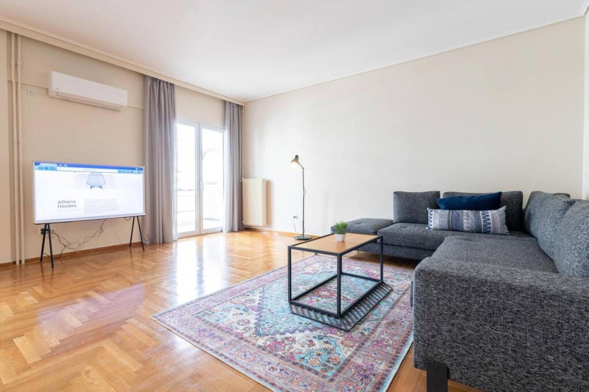 Amfitritis Family Lux Apartment At Palaio Faliro 아테네 외부 사진