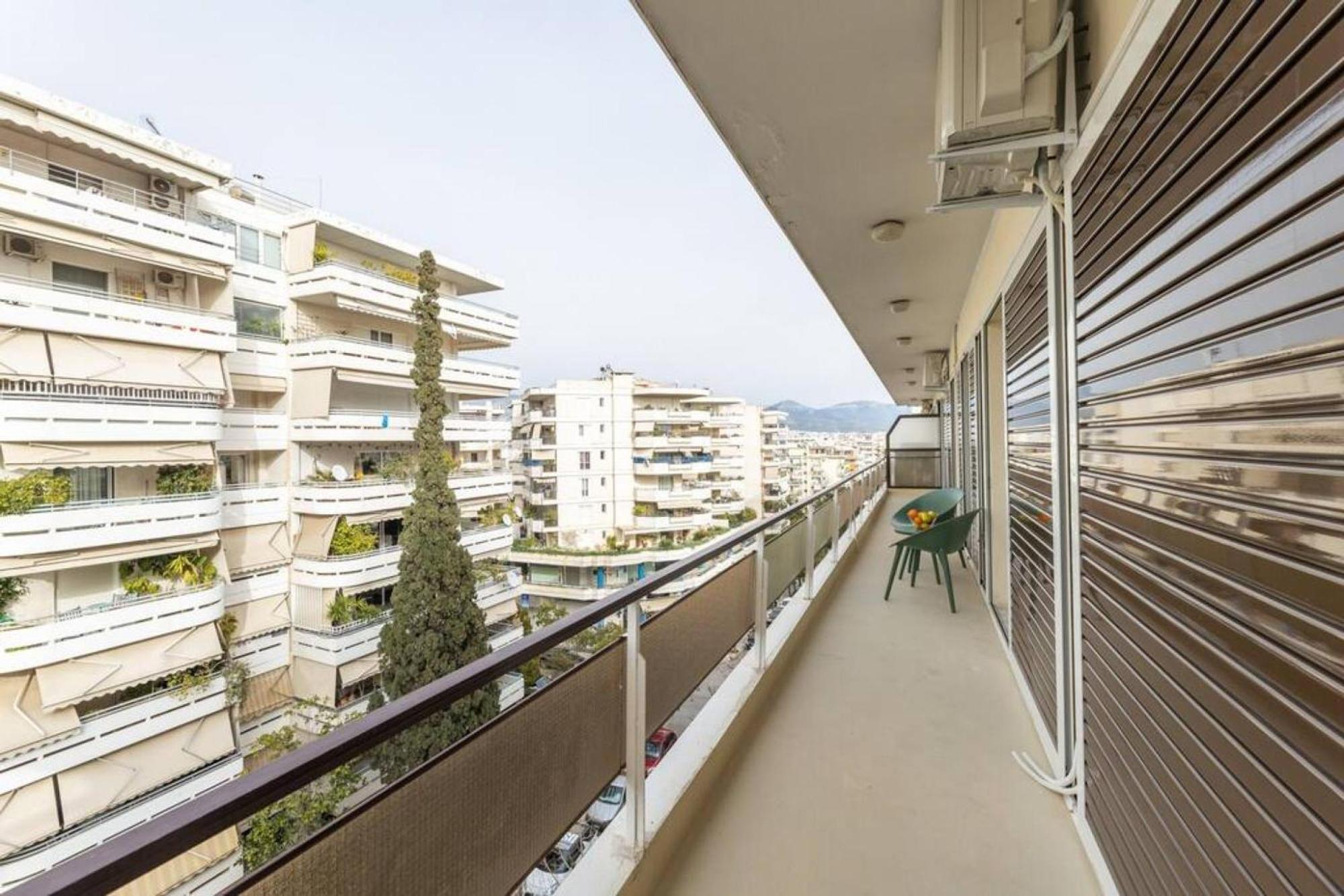 Amfitritis Family Lux Apartment At Palaio Faliro 아테네 외부 사진