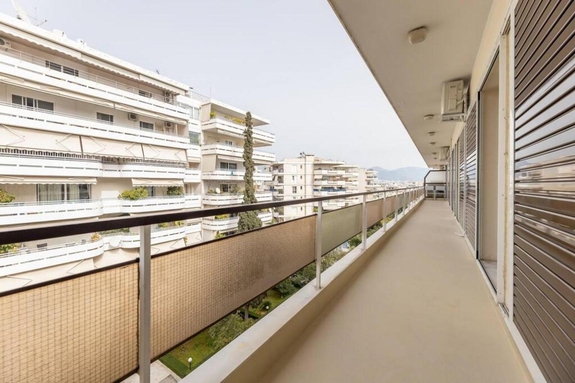 Amfitritis Family Lux Apartment At Palaio Faliro 아테네 외부 사진